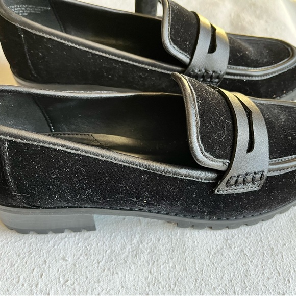 Talbot’s Stylish Black Suede Loafers for Women-Size 8 1/2 M - Picture 5 of 8